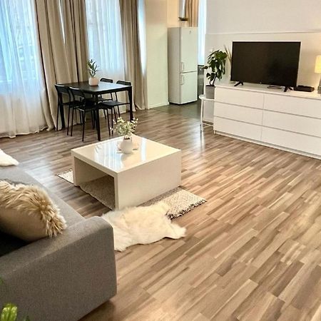 Apartment Adele - Old Town Μπρατισλάβα Εξωτερικό φωτογραφία