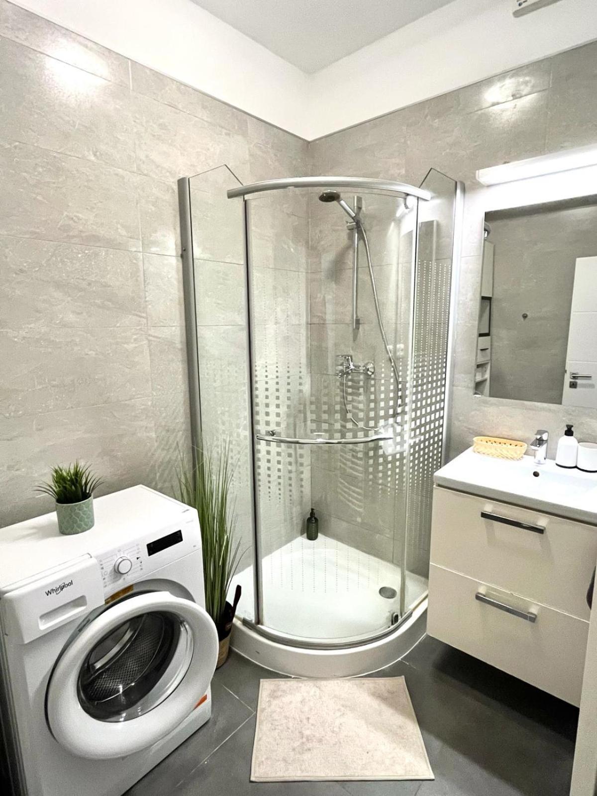 Apartment Adele - Old Town Μπρατισλάβα Εξωτερικό φωτογραφία