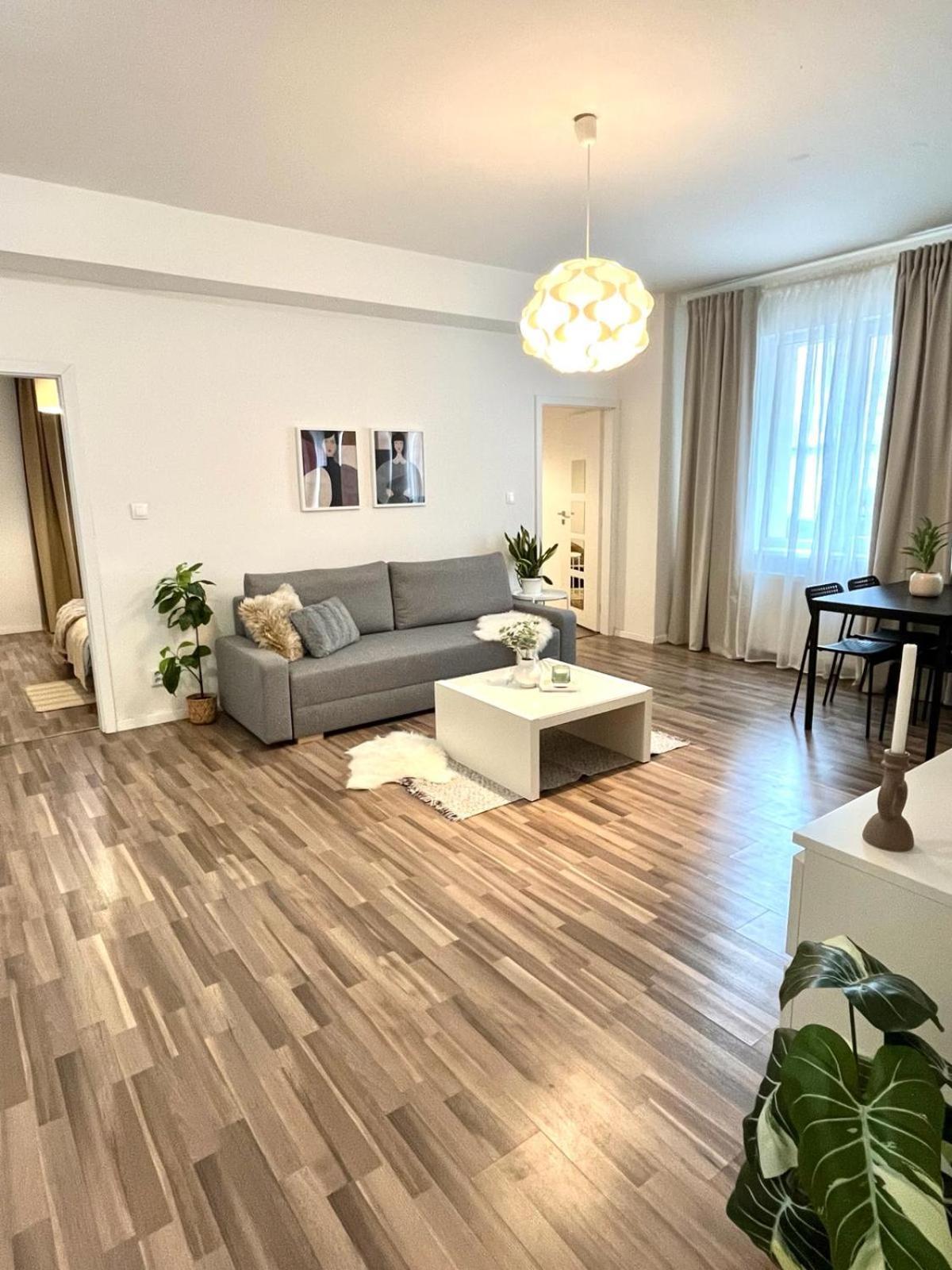 Apartment Adele - Old Town Μπρατισλάβα Εξωτερικό φωτογραφία